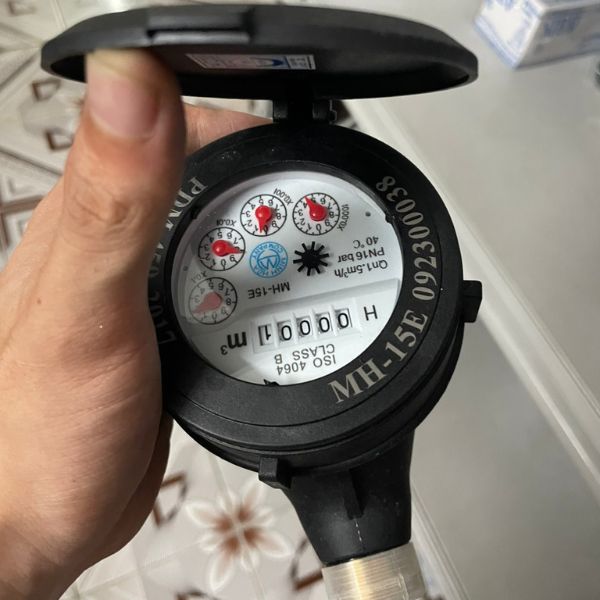 dong-ho-than-nhua-mh-14 đồng hồ nước mh